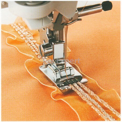 F013 - Patka pro našívání textilních tkanic Brother